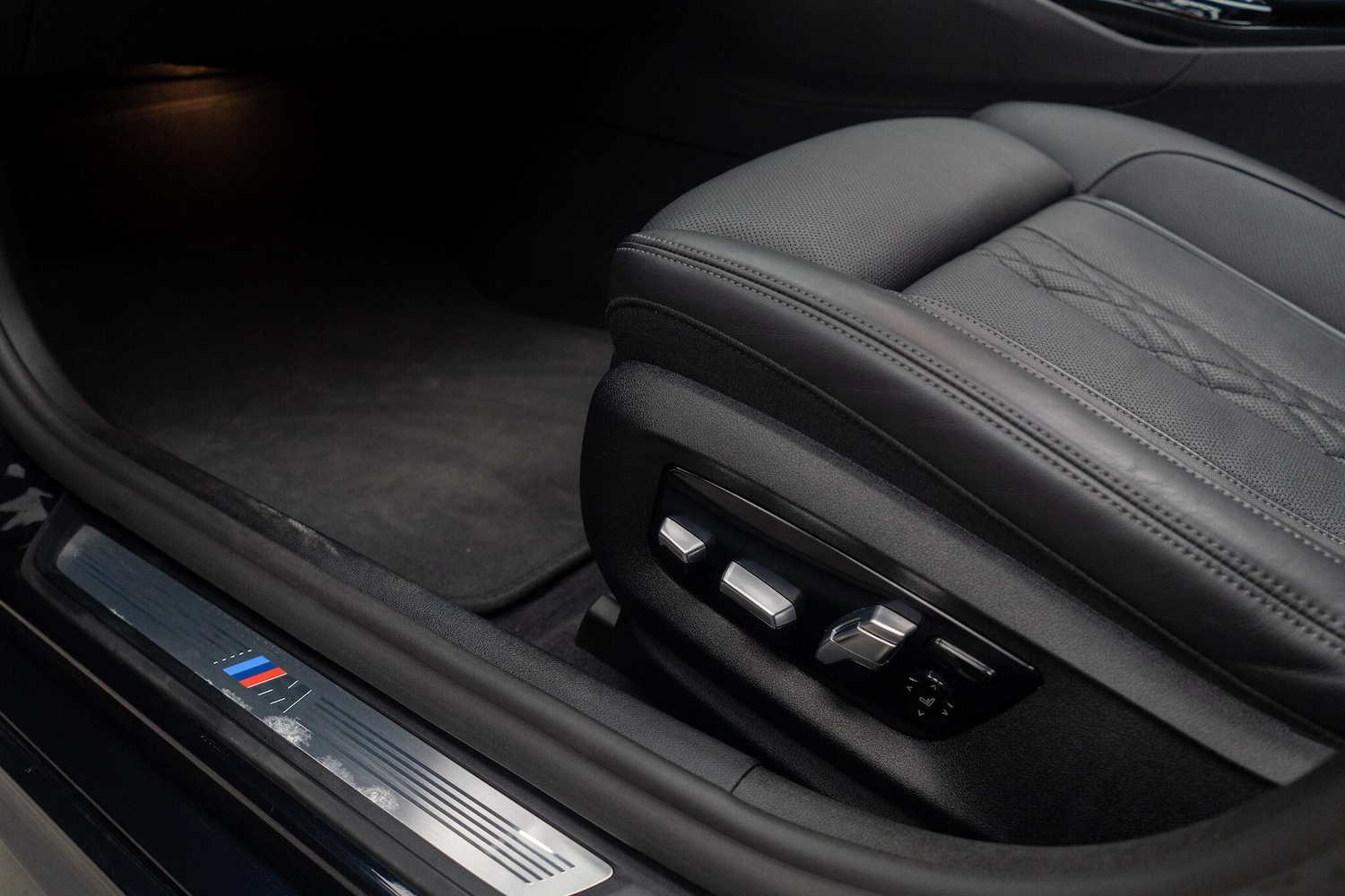 Used BMW 5 Series 2021 for sale - 76667191: Photo 41