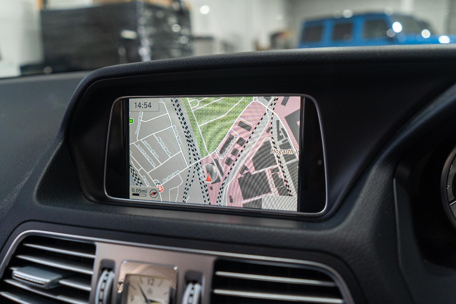 Used Mercedes-Benz E Class 2014 for sale - 77671574: Photo 17