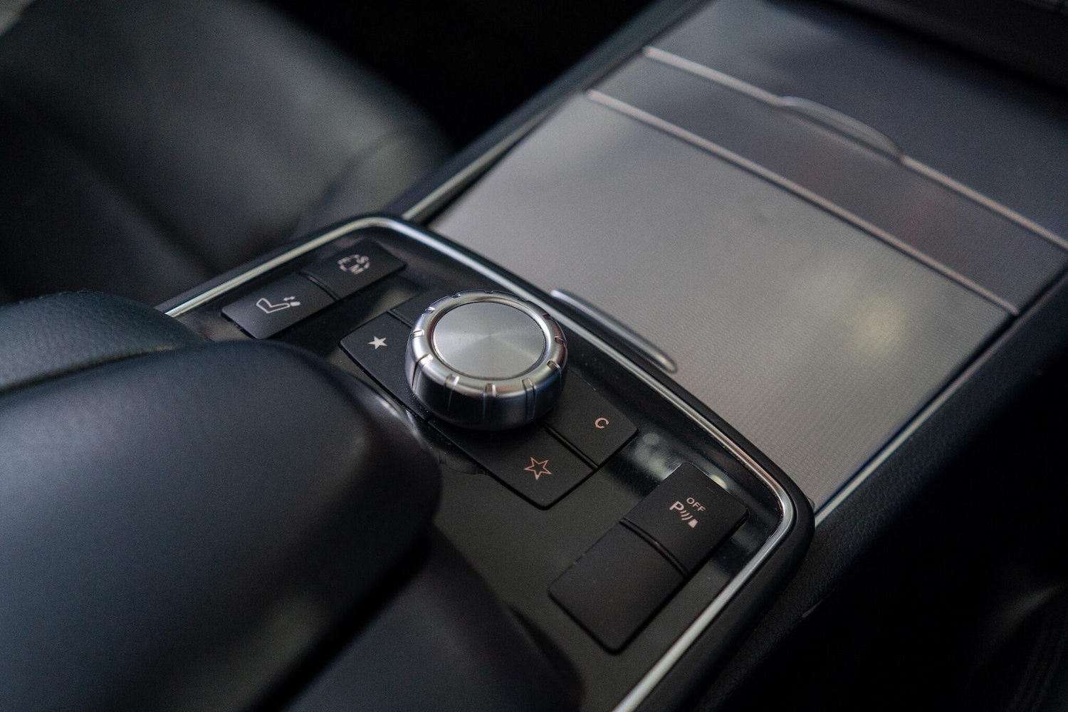 Used Mercedes-Benz E Class 2014 for sale - 77671574: Photo 21