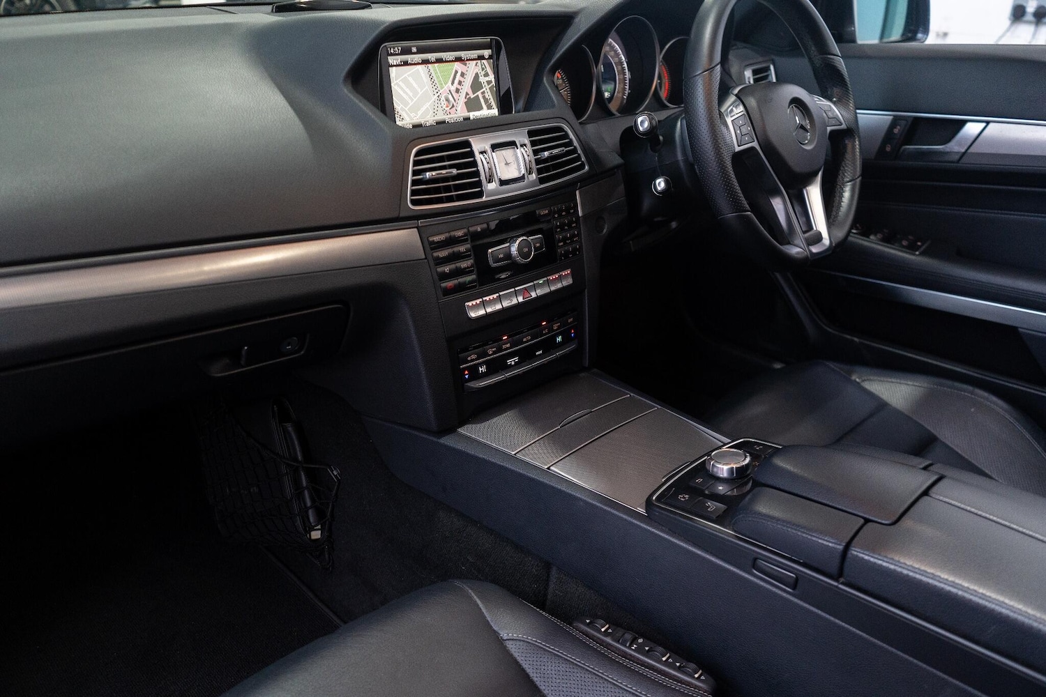 Used Mercedes-Benz E Class 2014 for sale - 77671574: Photo 26