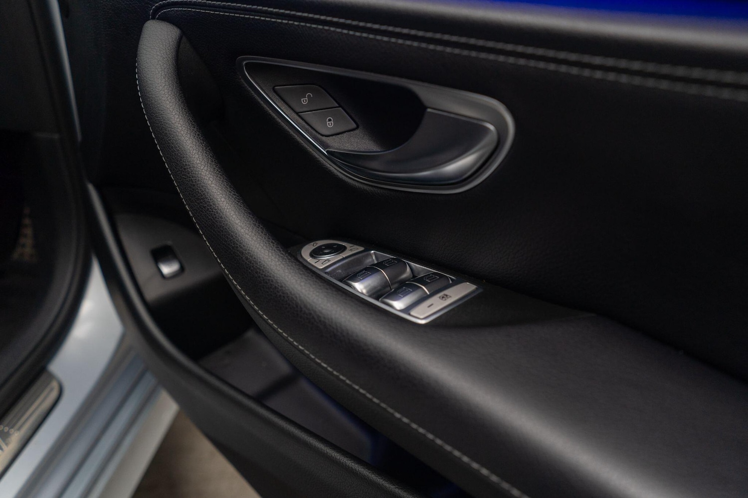 Used Mercedes-Benz E Class 2017 for sale - 76728153: Photo 36