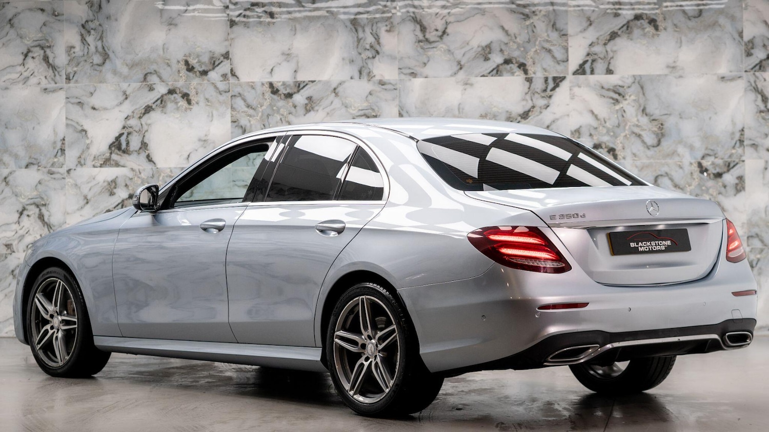 Used Mercedes-Benz E Class 2017 for sale - 76728153: Photo 4