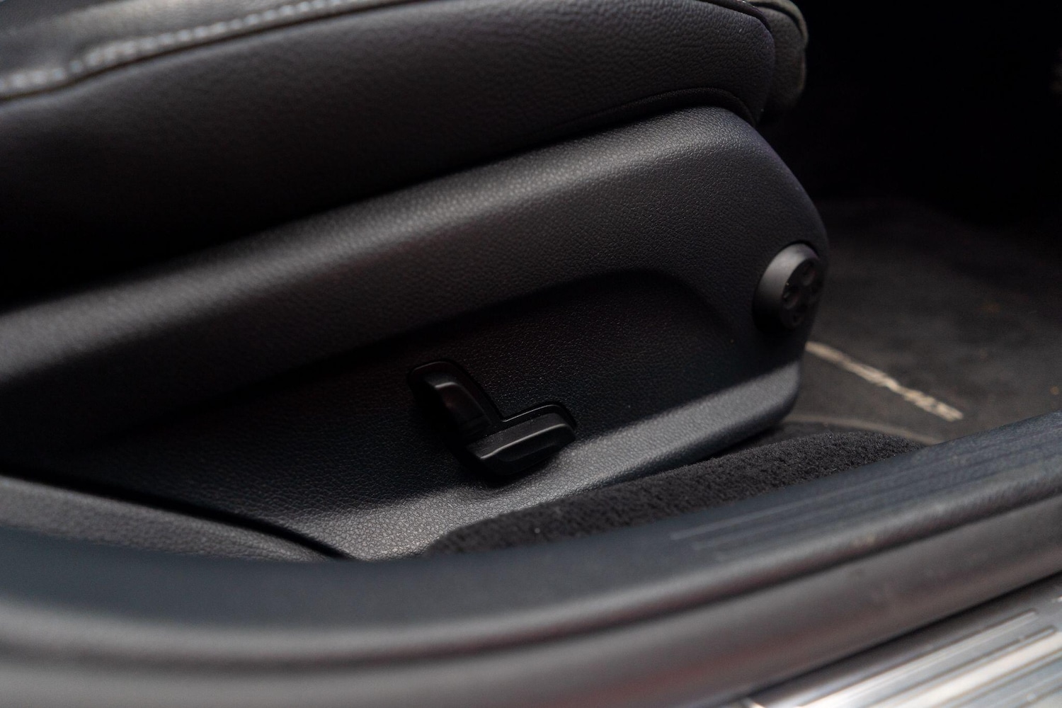 Used Mercedes-Benz E Class 2017 for sale - 76728153: Photo 41