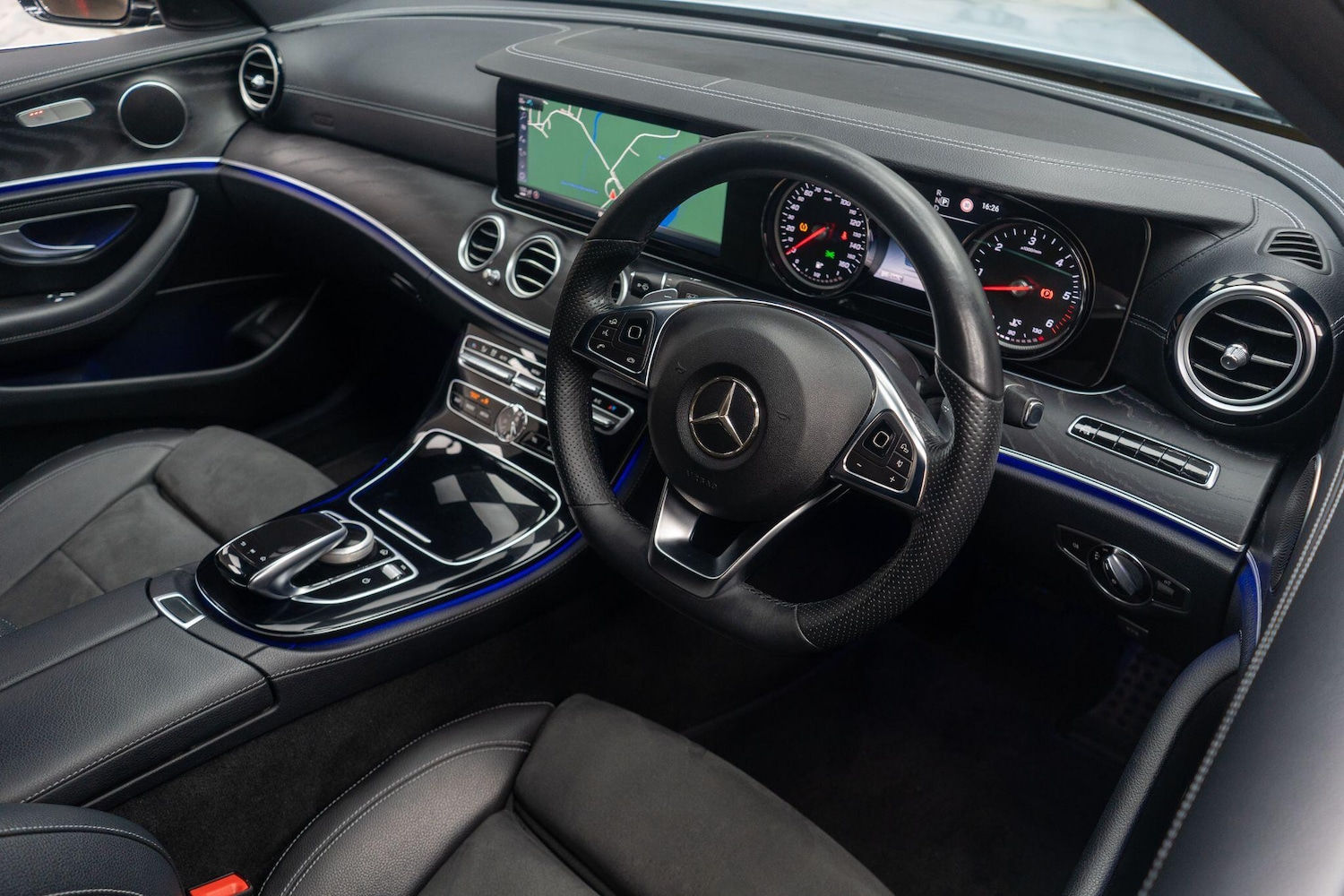 Used Mercedes-Benz E Class 2017 for sale - 76728153: Photo 9