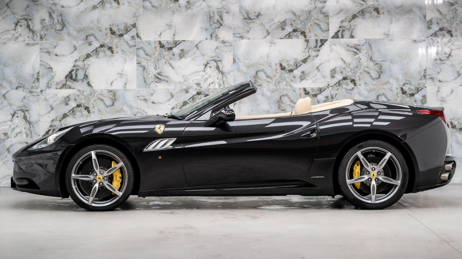 Used Ferrari California 2014 for sale - 77978285: Photo 9