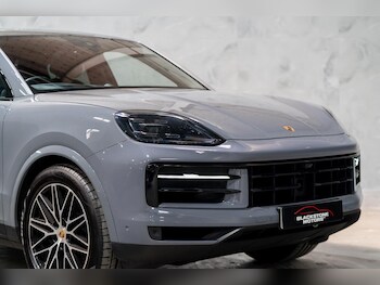 Used Porsche Cayenne 2023 for sale - 78260508: Photo
