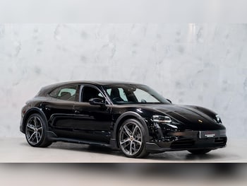 Used Porsche Taycan 2021 for sale - 78539163: Photo