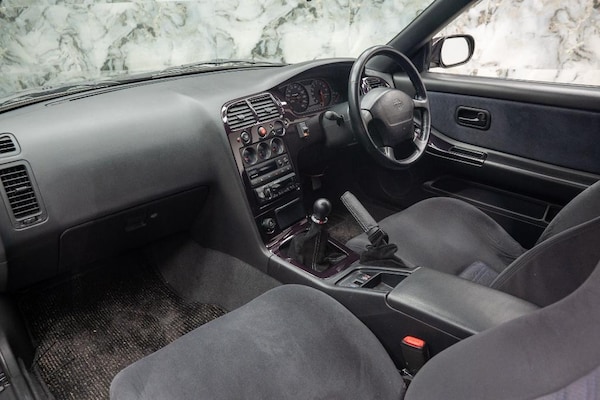 Used Nissan Skyline 1999 for sale - 75479030: Photo 10