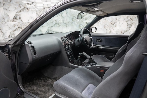 Used Nissan Skyline 1999 for sale - 75479030: Photo 11