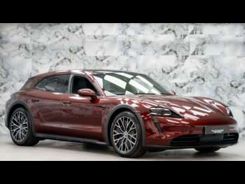 2023 (72) - Performance Plus 93.4kWh 4S Cross Turismo Auto 4WD 5dr (11kW Charger)