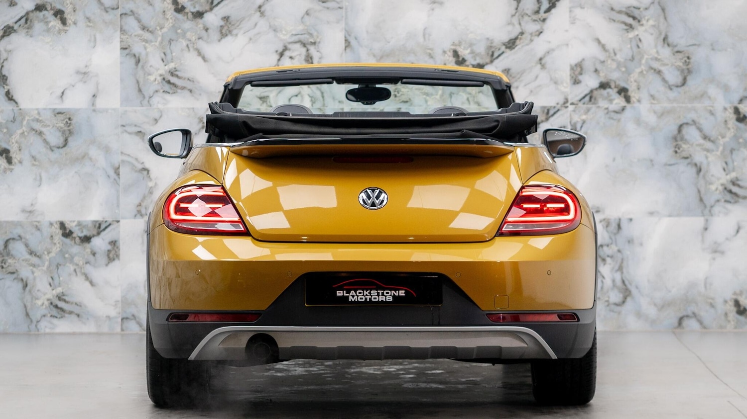 Used Volkswagen Beetle 2017 for sale - 76656991: Photo 14