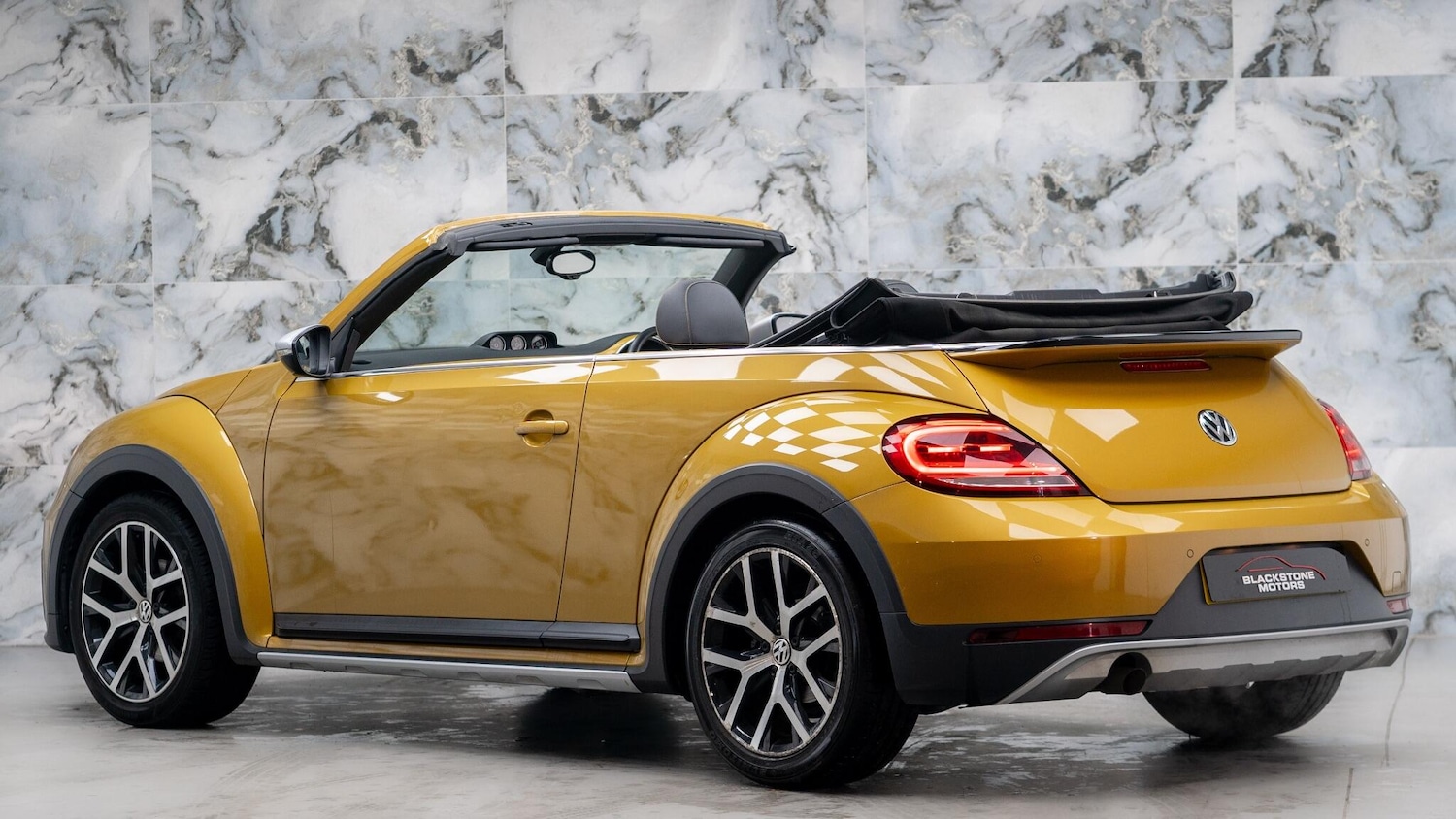 Used Volkswagen Beetle 2017 for sale - 76656991: Photo 15