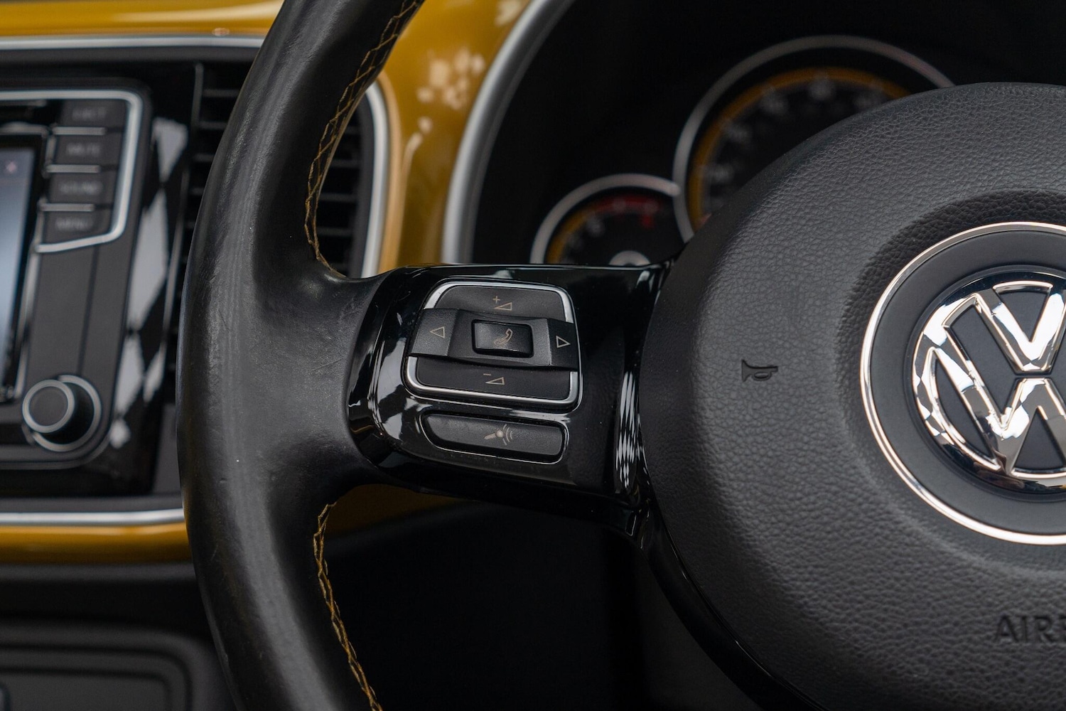 Used Volkswagen Beetle 2017 for sale - 76656991: Photo 17