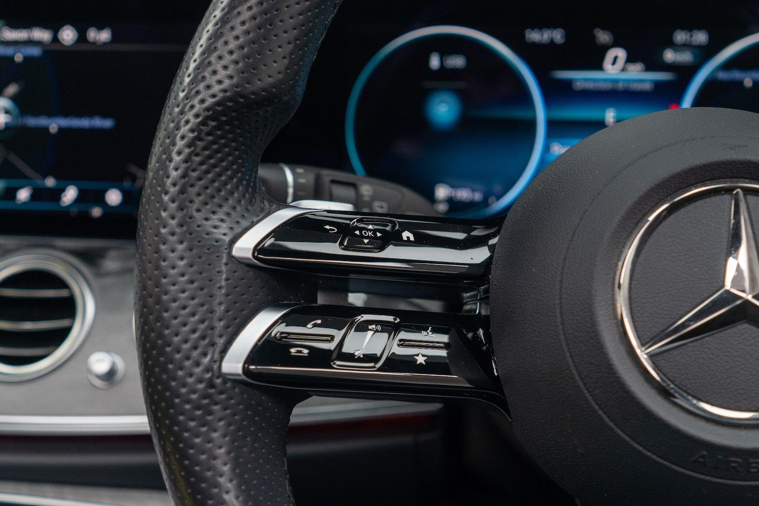 Used Mercedes-Benz E Class 2021 for sale - 76360793: Photo 31