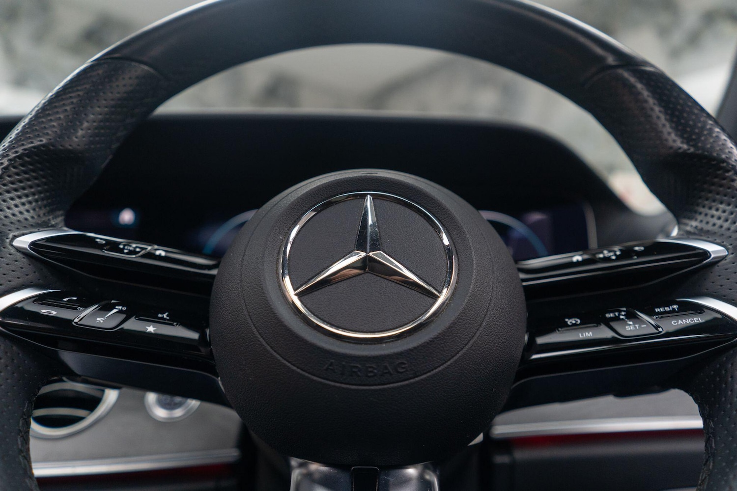 Used Mercedes-Benz E Class 2021 for sale - 76360793: Photo 32