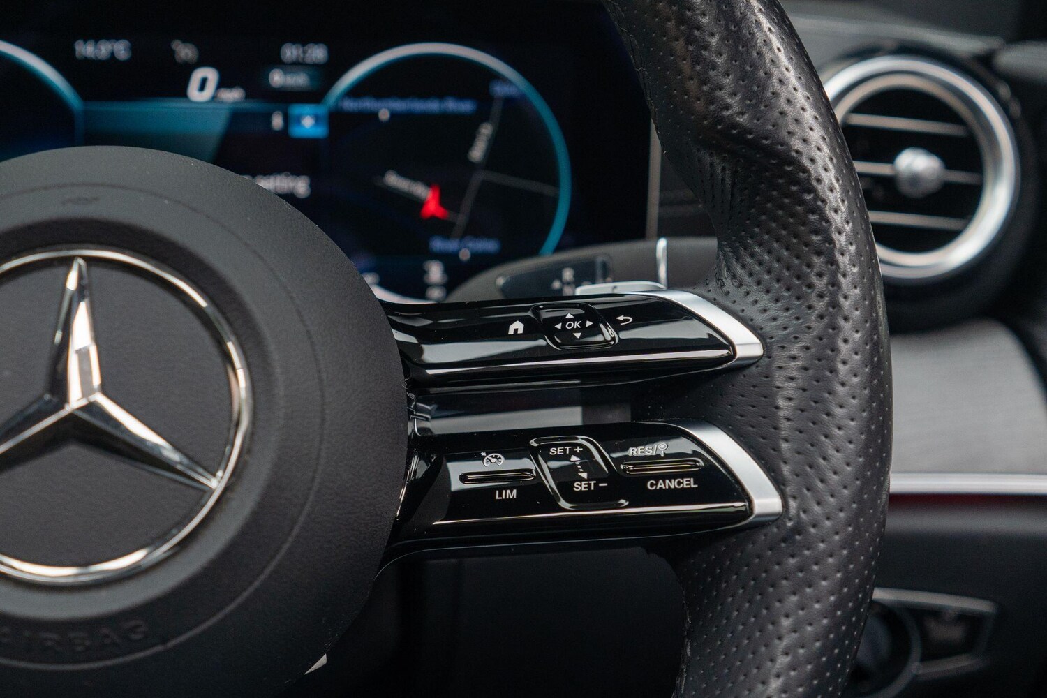 Used Mercedes-Benz E Class 2021 for sale - 76360793: Photo 33