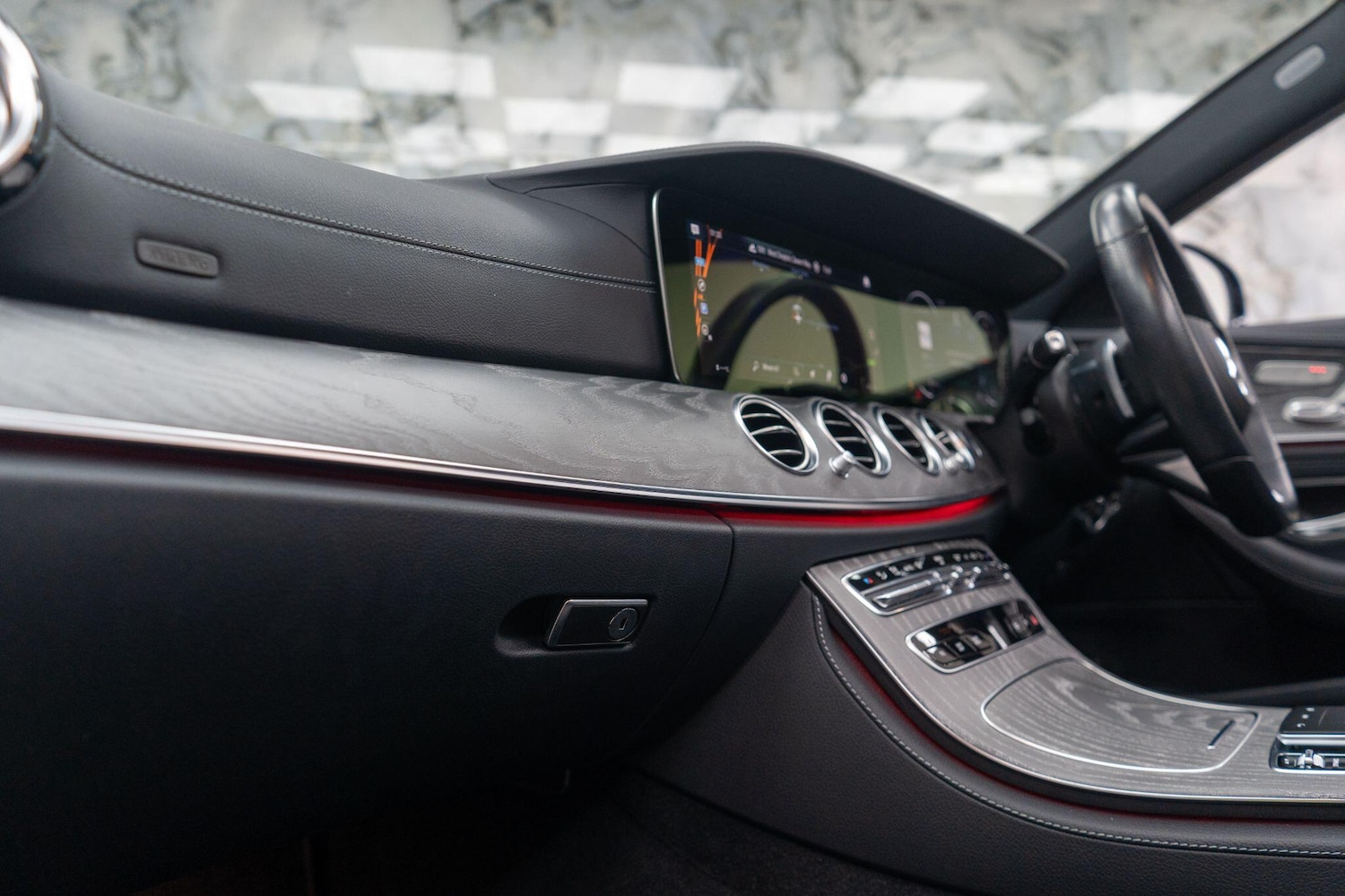 Used Mercedes-Benz E Class 2021 for sale - 76360793: Photo 38