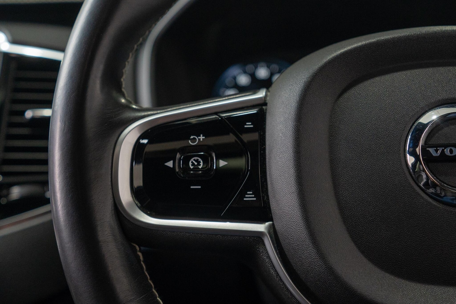 Used Volvo XC90 2020 for sale - 77632897: Photo 16