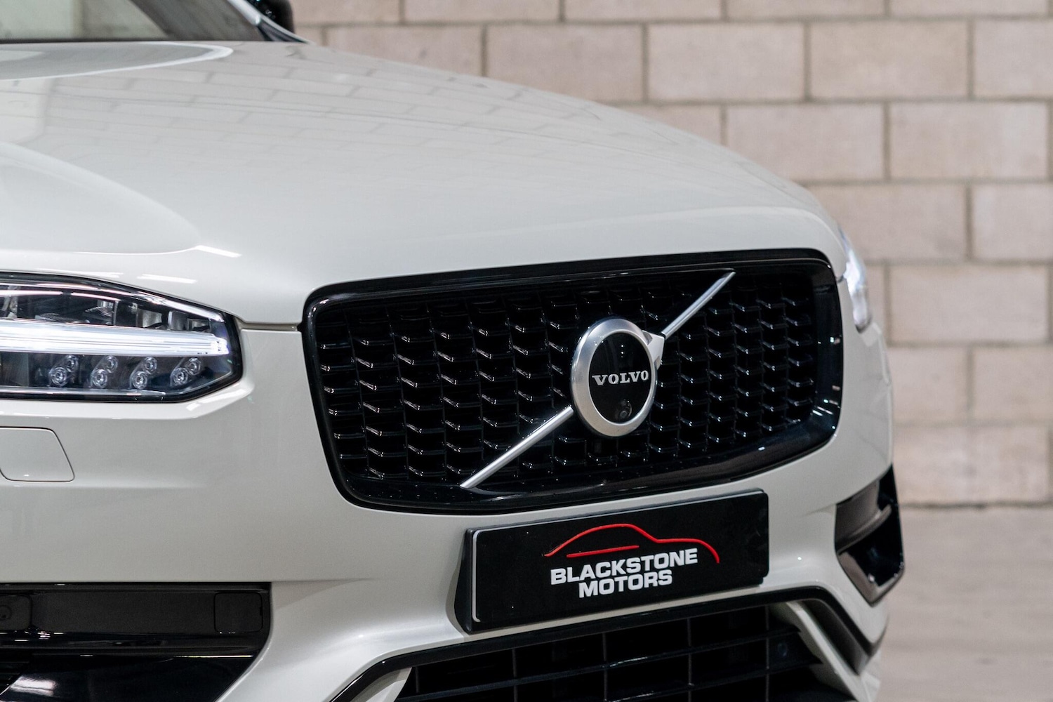 Used Volvo XC90 2020 for sale - 77632897: Photo 2