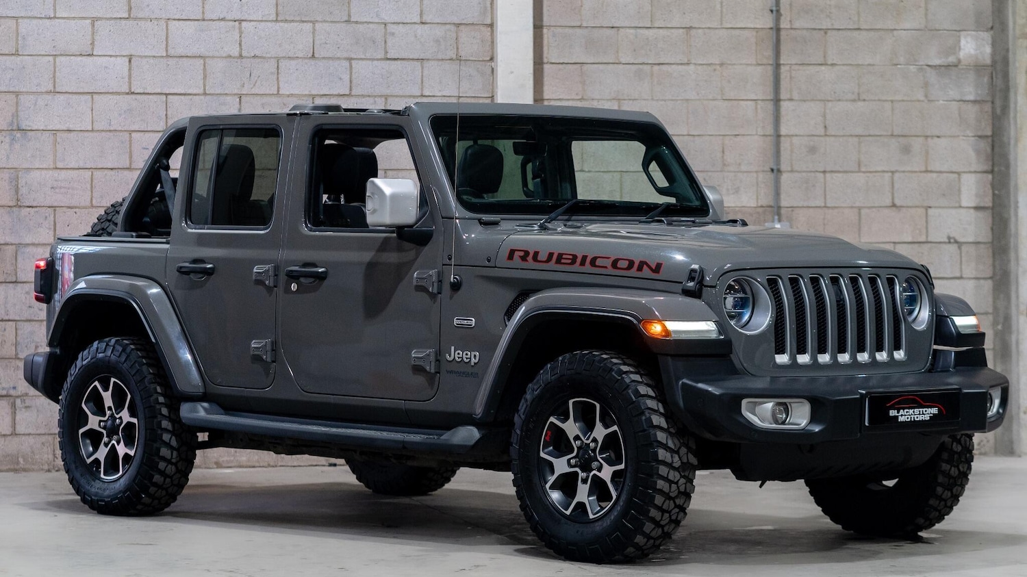 Used Jeep Wrangler 2018 for sale - 77969899: Photo 1