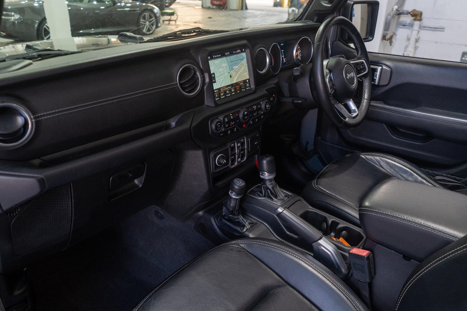 Used Jeep Wrangler 2018 for sale - 77969899: Photo 13