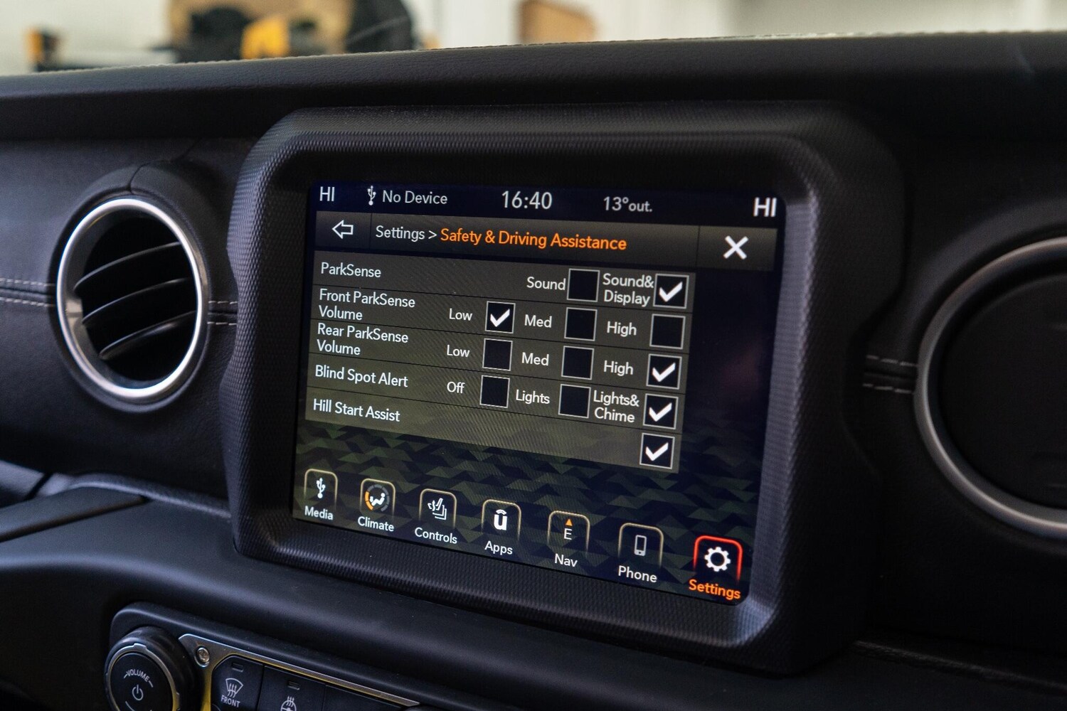 Used Jeep Wrangler 2018 for sale - 77969899: Photo 22