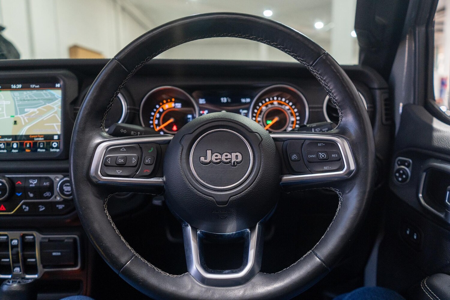 Used Jeep Wrangler 2018 for sale - 77969899: Photo 27