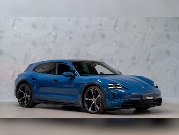 Used Porsche Taycan 2021 for sale - 78429632: Photo