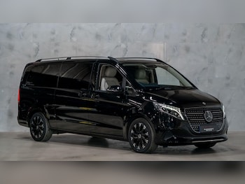 Used Mercedes-Benz V-Class 2019 for sale - 78822821: Photo