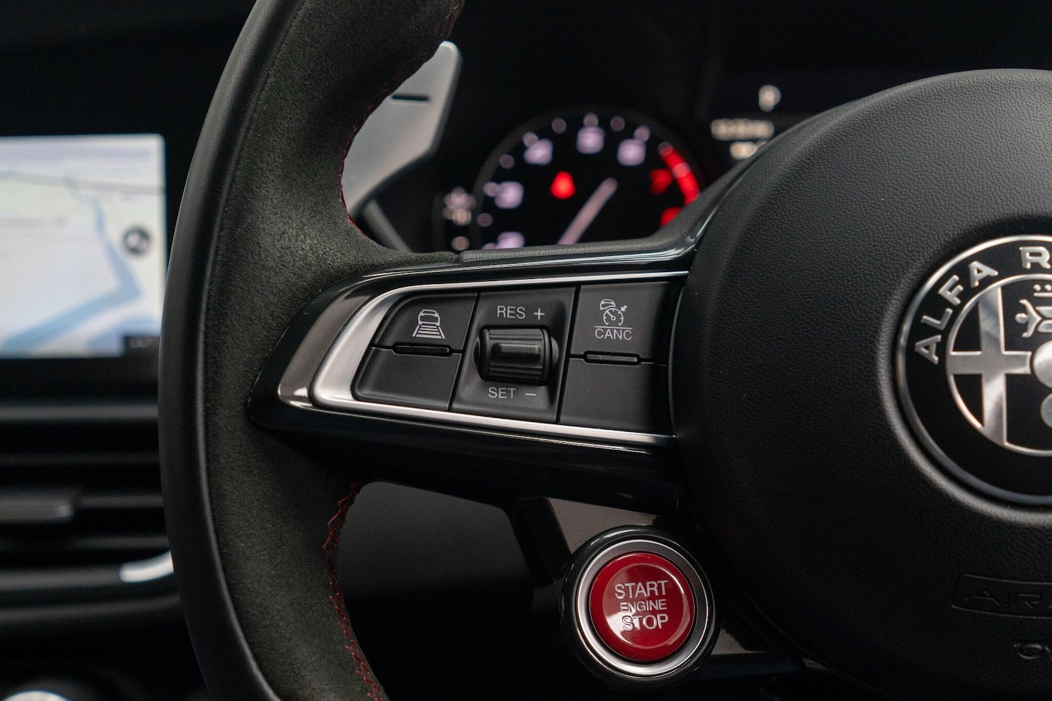 Used Alfa Romeo Giulia 2022 for sale - 77163070: Photo 31