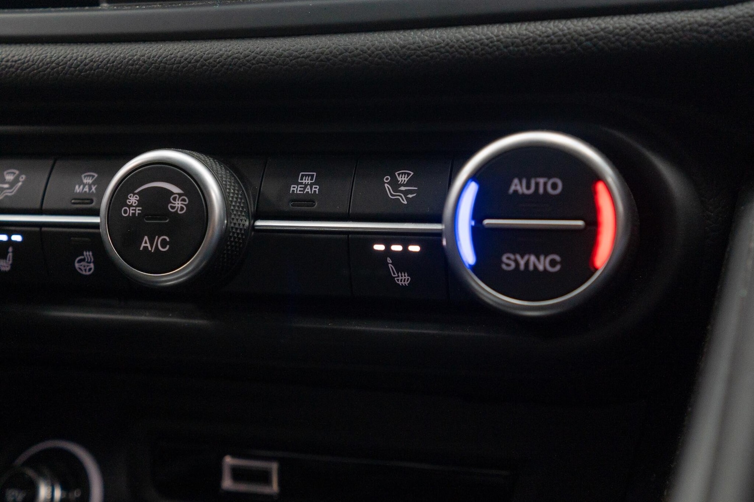 Used Alfa Romeo Giulia 2022 for sale - 77163070: Photo 34