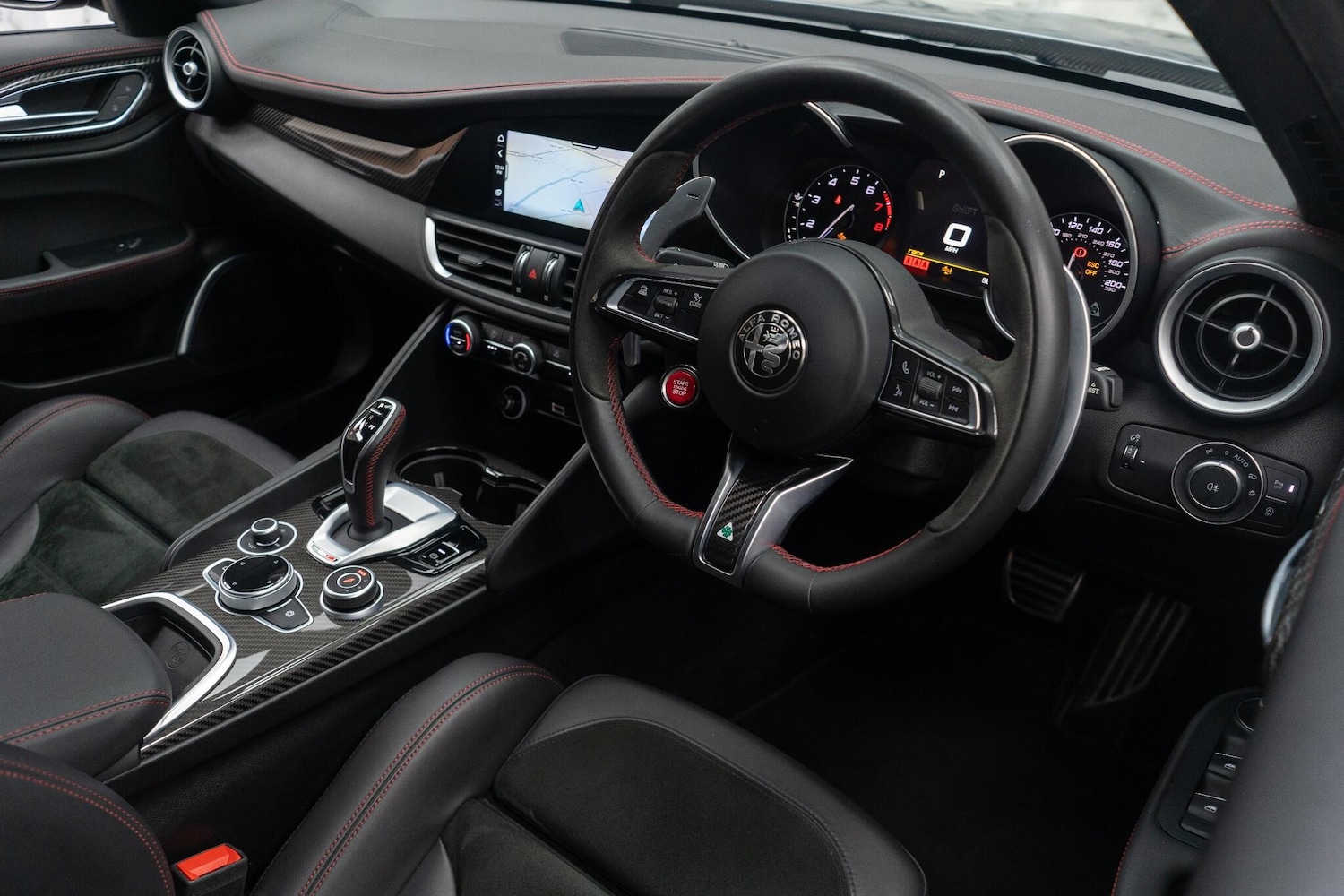 Used Alfa Romeo Giulia 2022 for sale - 77163070: Photo 9