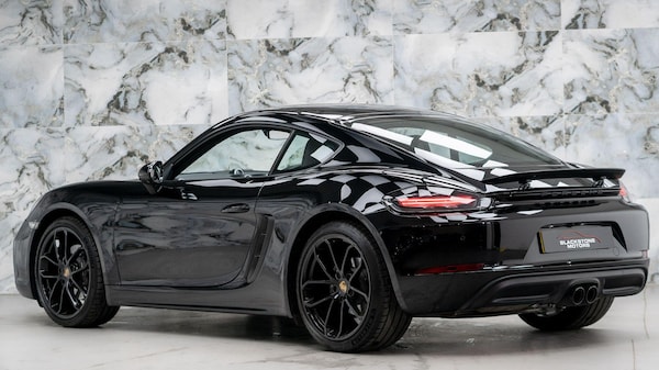 Used Porsche 718 Cayman 2024 for sale - 76239136: Photo 15