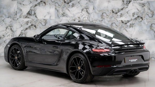 Used Porsche 718 Cayman 2024 for sale - 76239136: Photo 16