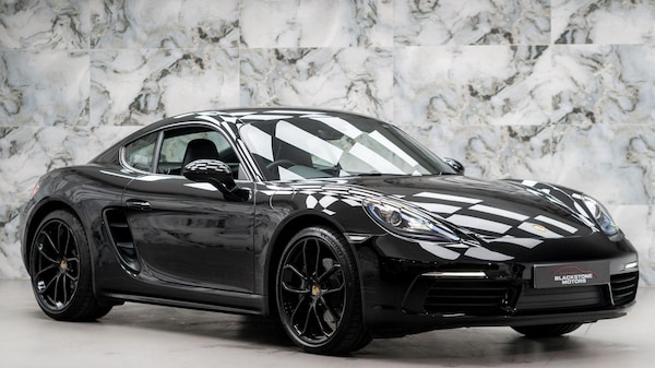 Used Porsche 718 Cayman 2024 for sale - 76239136: Photo 1