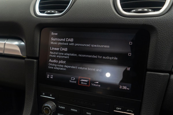Used Porsche 718 Cayman 2024 for sale - 76239136: Photo 27