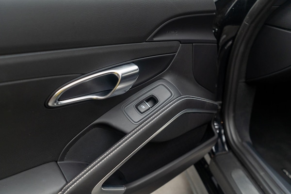Used Porsche 718 Cayman 2024 for sale - 76239136: Photo 39
