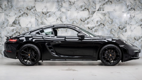 Used Porsche 718 Cayman 2024 for sale - 76239136: Photo 6