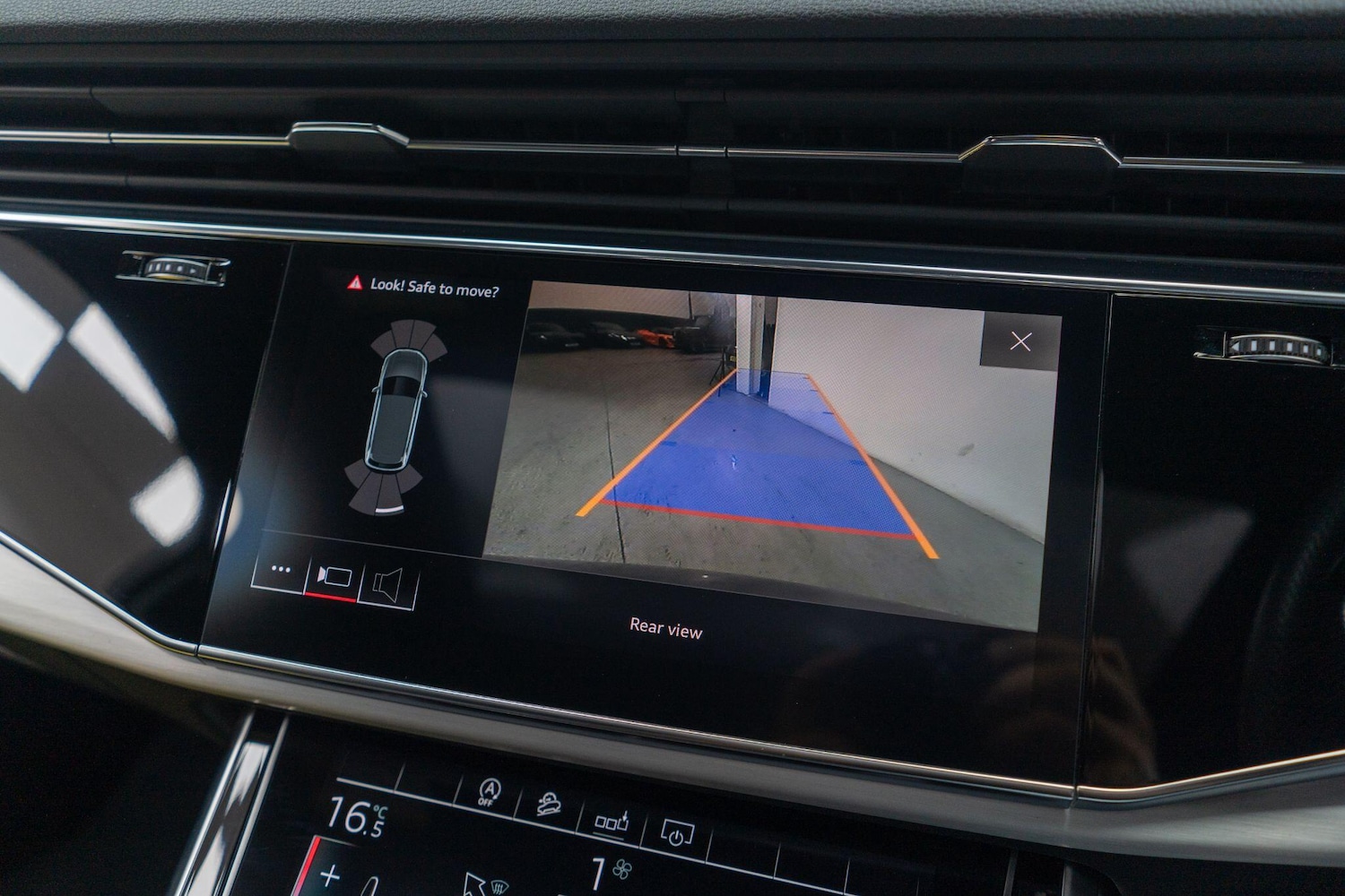 Used Audi Q7 2020 for sale - 76388524: Photo 25