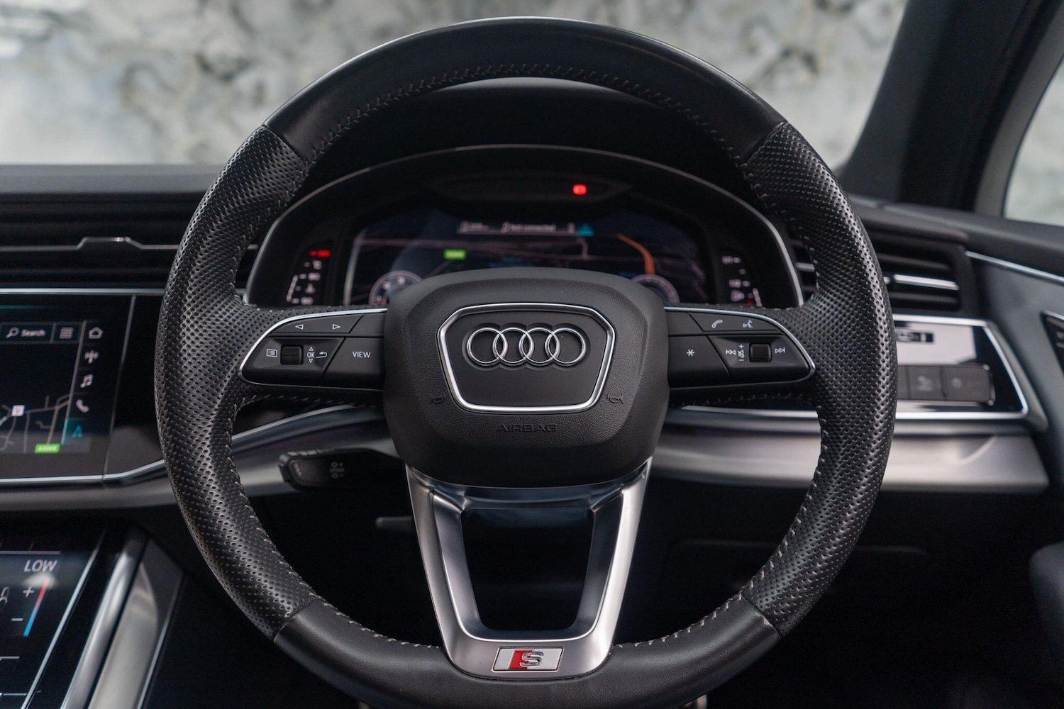 Used Audi Q7 2020 for sale - 76388524: Photo 31