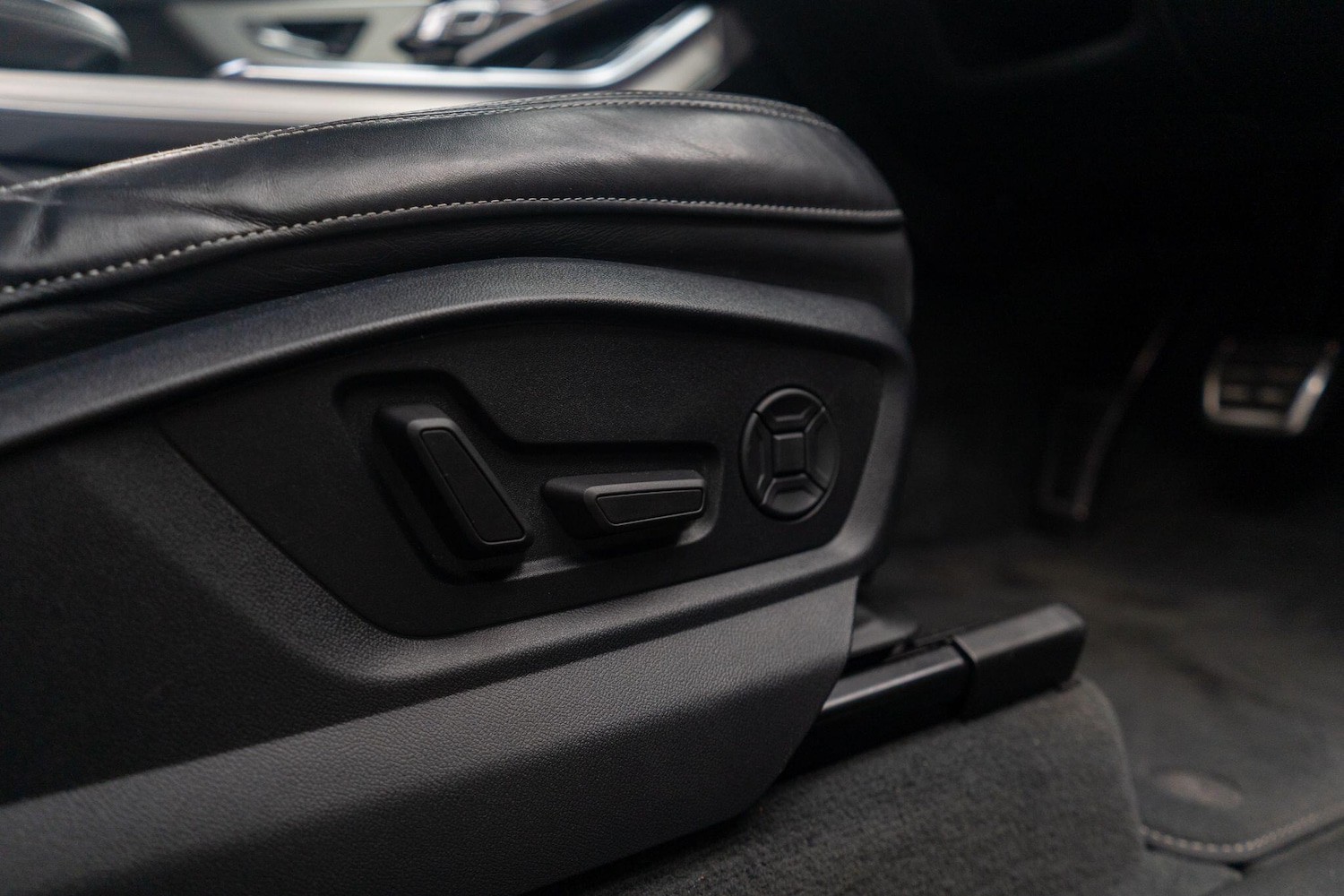 Used Audi Q7 2020 for sale - 76388524: Photo 38