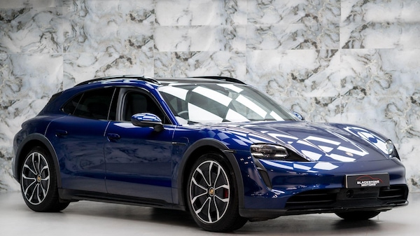 Used Porsche Taycan 2021 for sale - 76259309: Photo 1