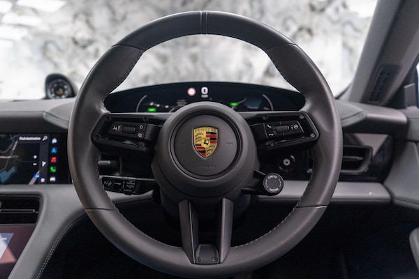 Used Porsche Taycan 2021 for sale - 76259309: Photo 33