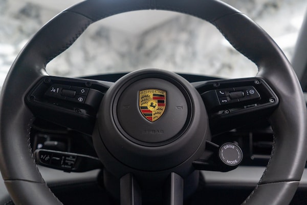 Used Porsche Taycan 2021 for sale - 76259309: Photo 35