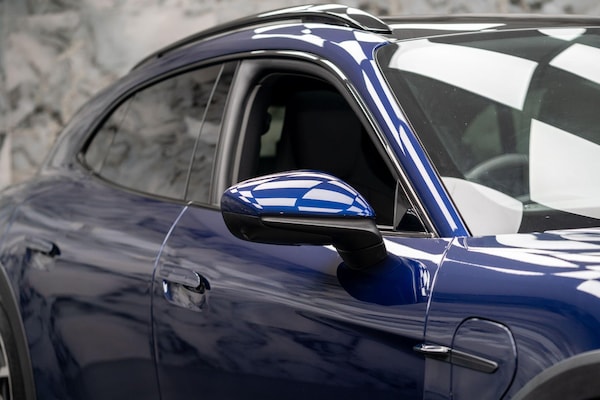 Used Porsche Taycan 2021 for sale - 76259309: Photo 42