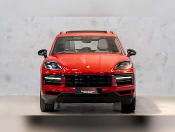 Used Porsche Cayenne 2024 for sale - 79158981: Photo