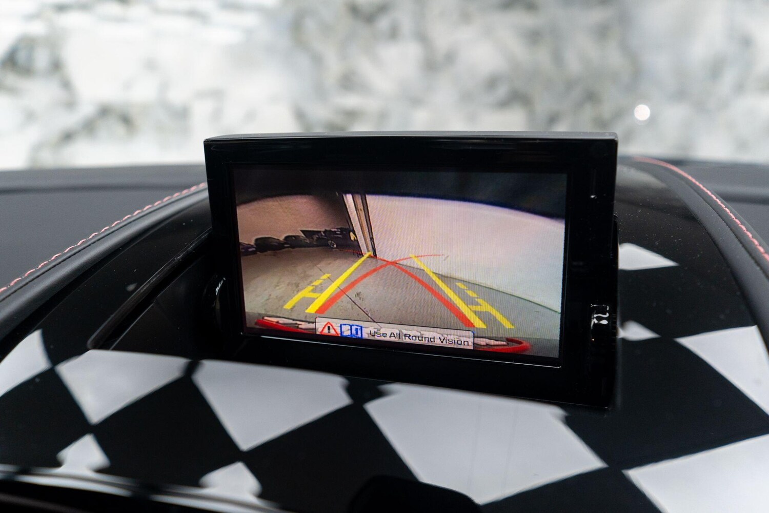 Used Aston Martin Vantage for sale - 77882904: Photo 17