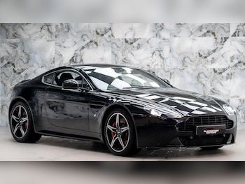Used Aston Martin Vantage 2016 for sale - 77882904: Photo