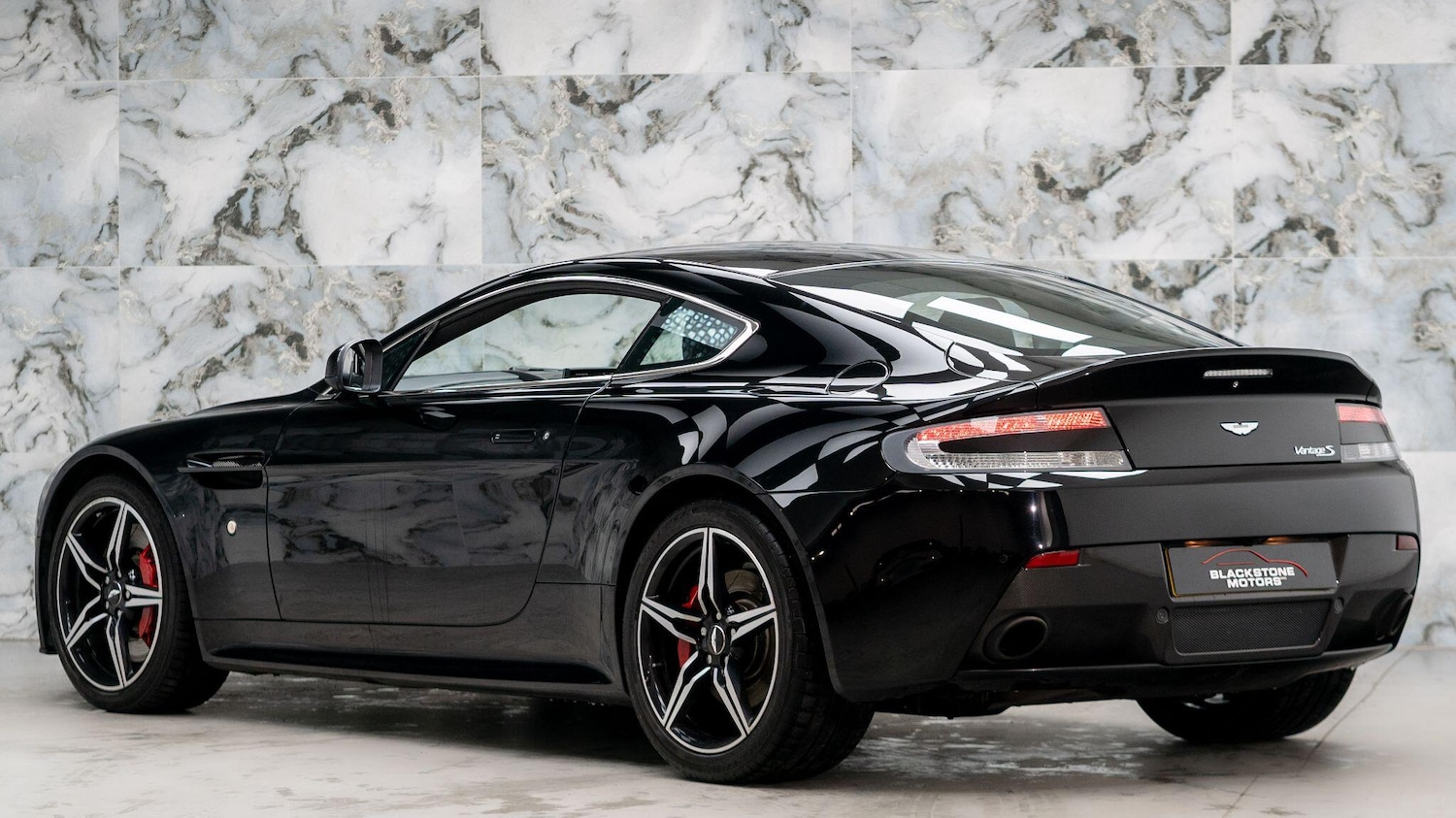Used Aston Martin Vantage for sale - 77882904: Photo 4