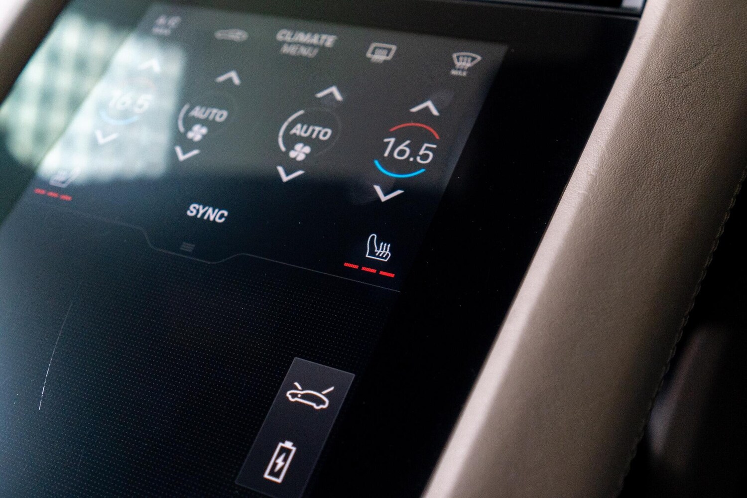 Used Porsche Taycan for sale - 77823623: Photo 26